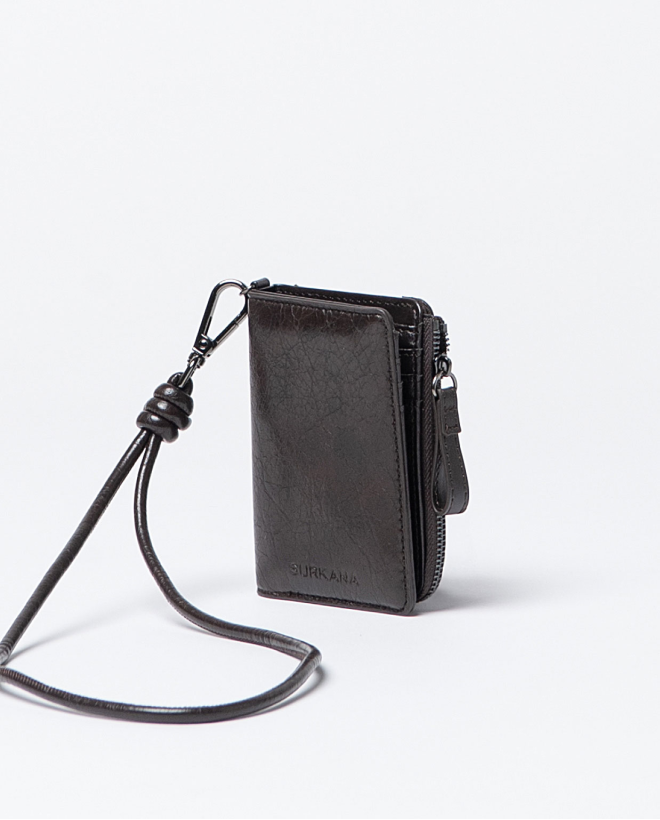 Cartera pequeña craquelada con asa Chocolate