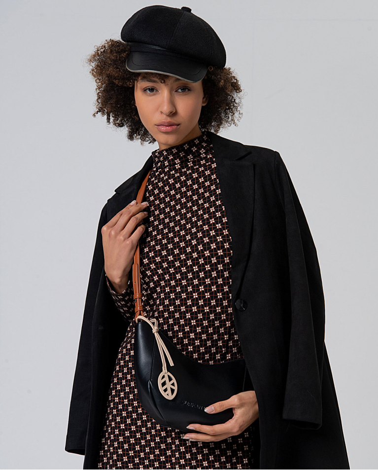 Bandolera con el interior estampado Negro