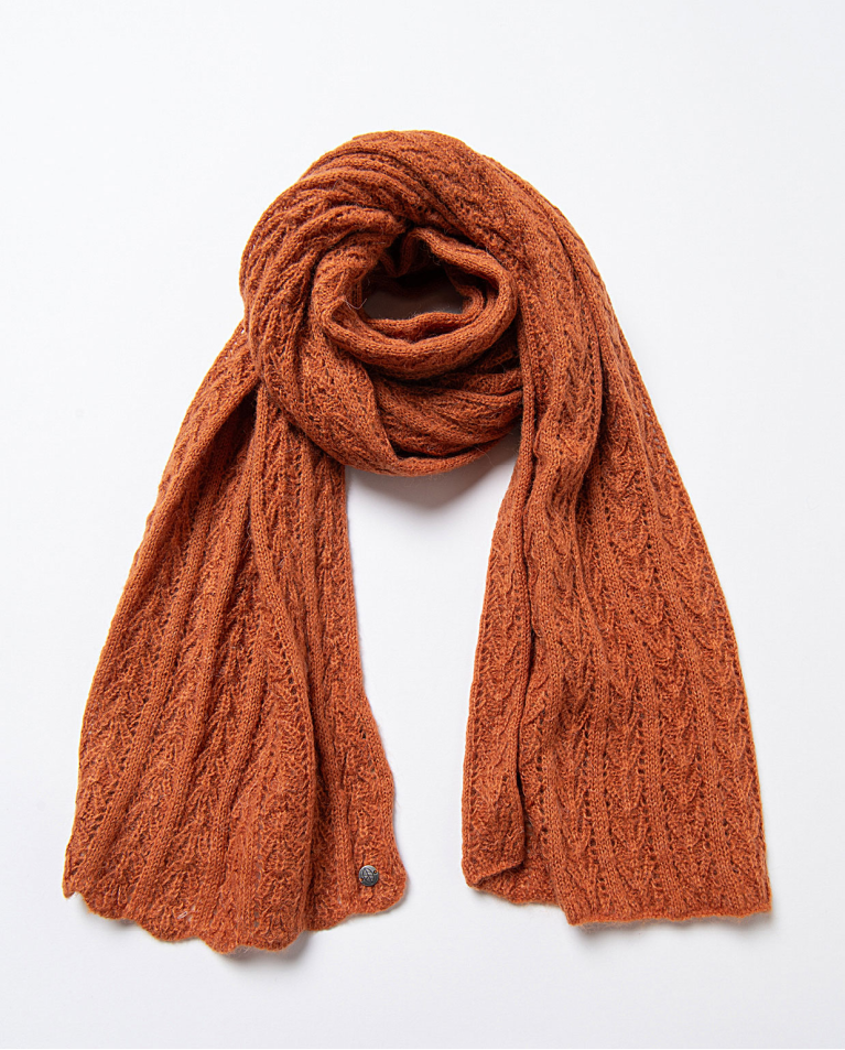 Warm and light tricot scarf Tile