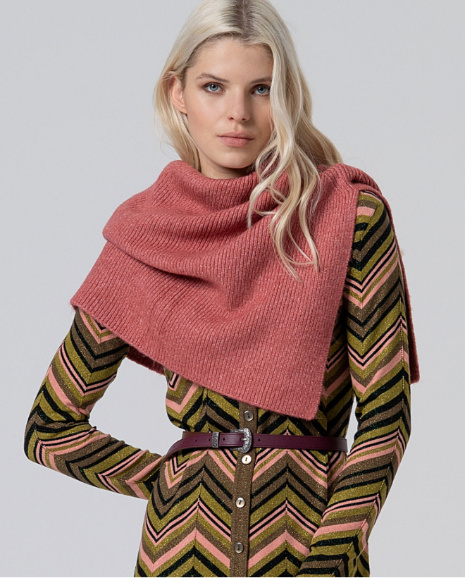 Asymmetrical short poncho with perkins collar Pink