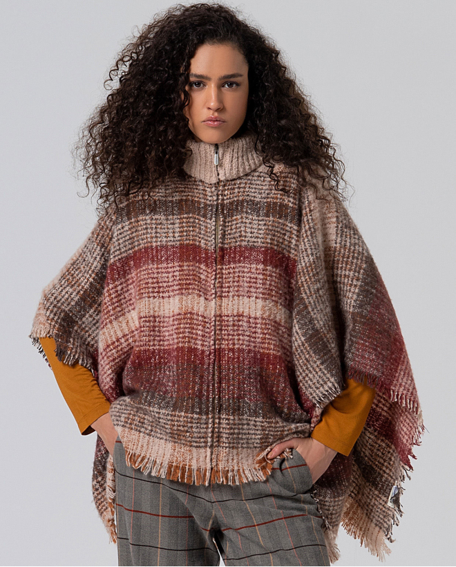 Plaid poncho with zipper closure Maroon