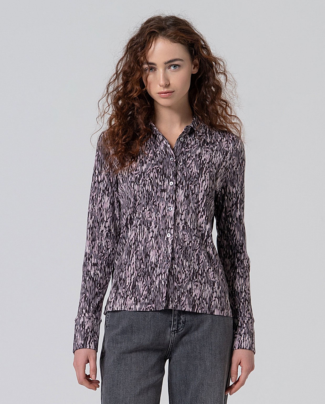 Camisa elástica y fluida manga larga Gris