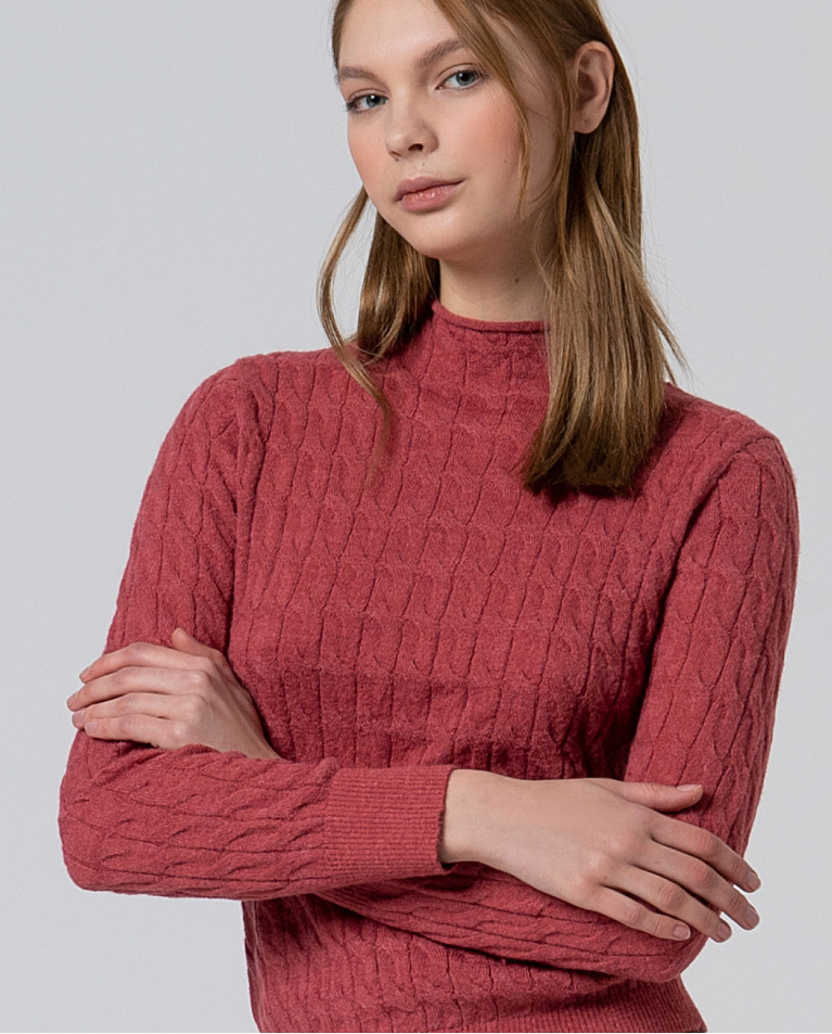 Jersey de punto trenzado y cuello perkins Rosa