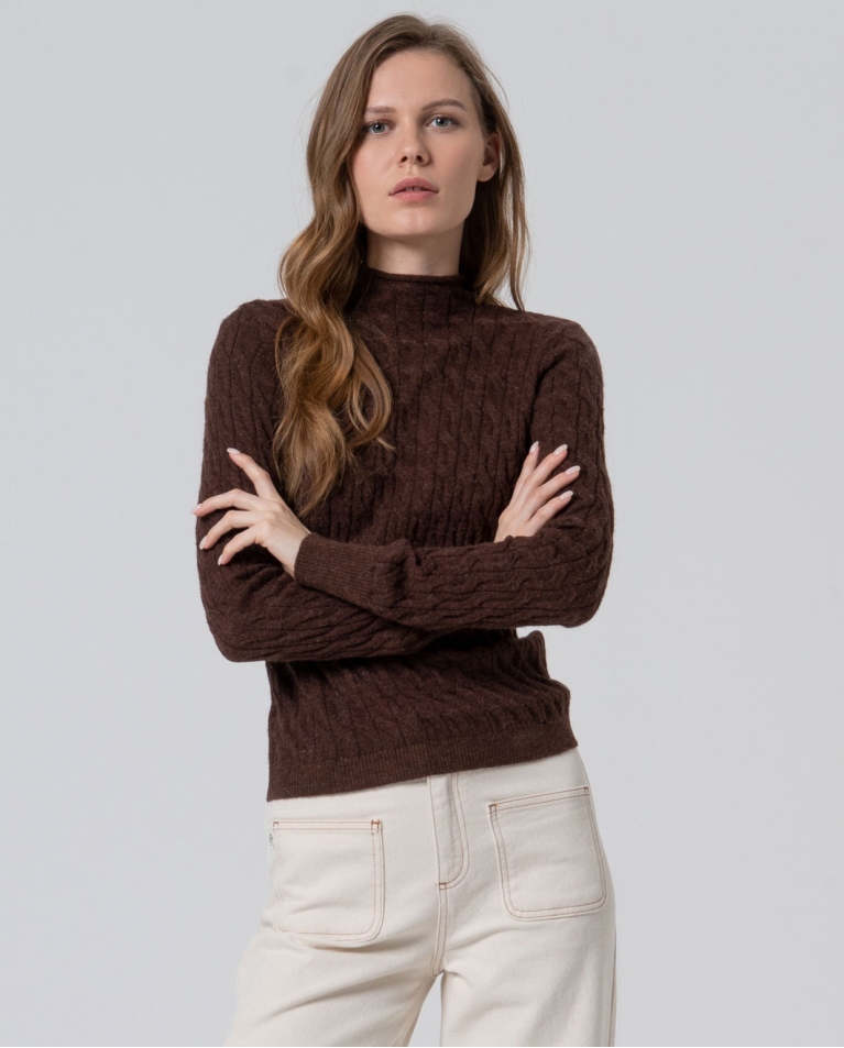 Jersey de punto trenzado y cuello perkins Chocolate