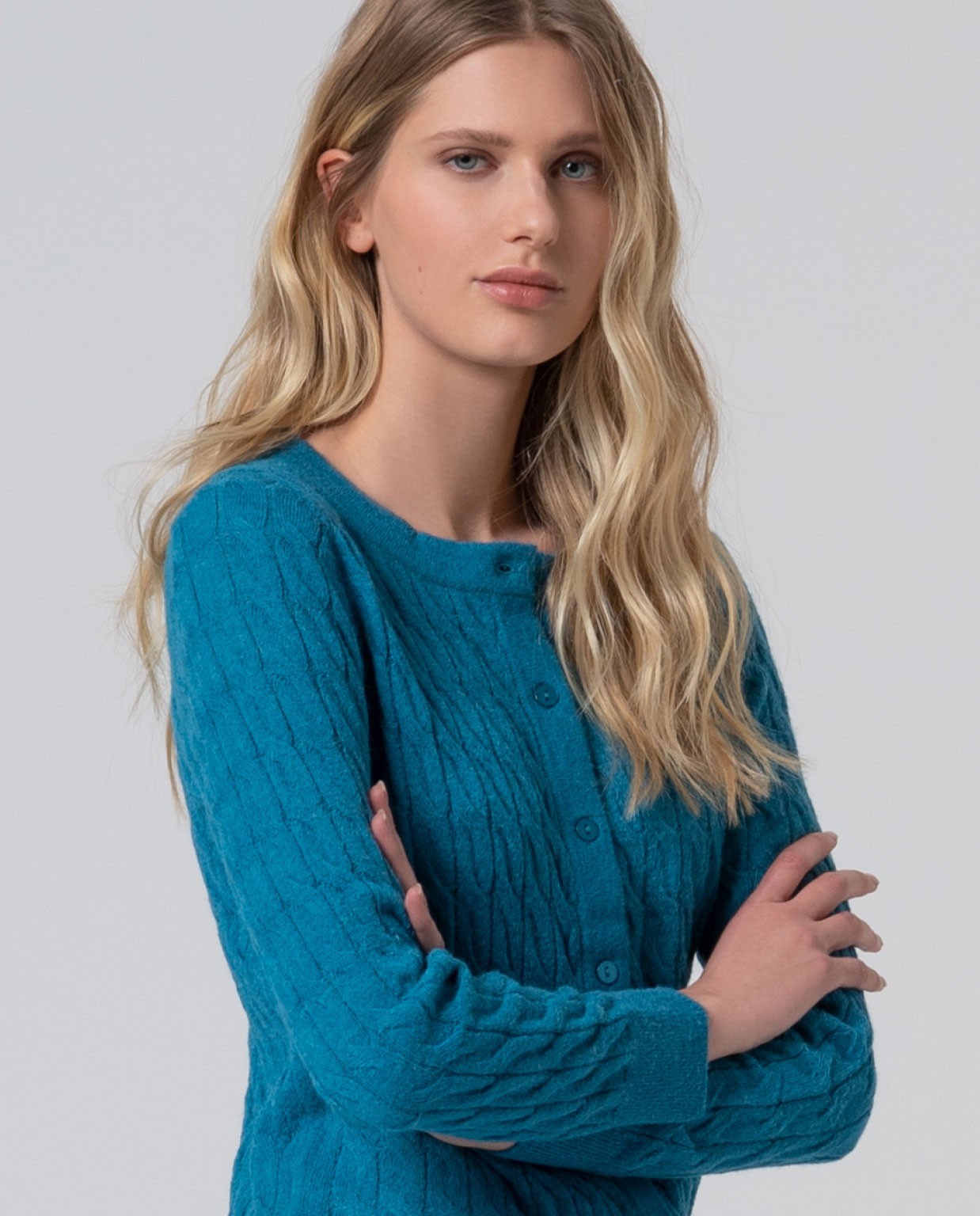 Braided knit short cardigan Blue