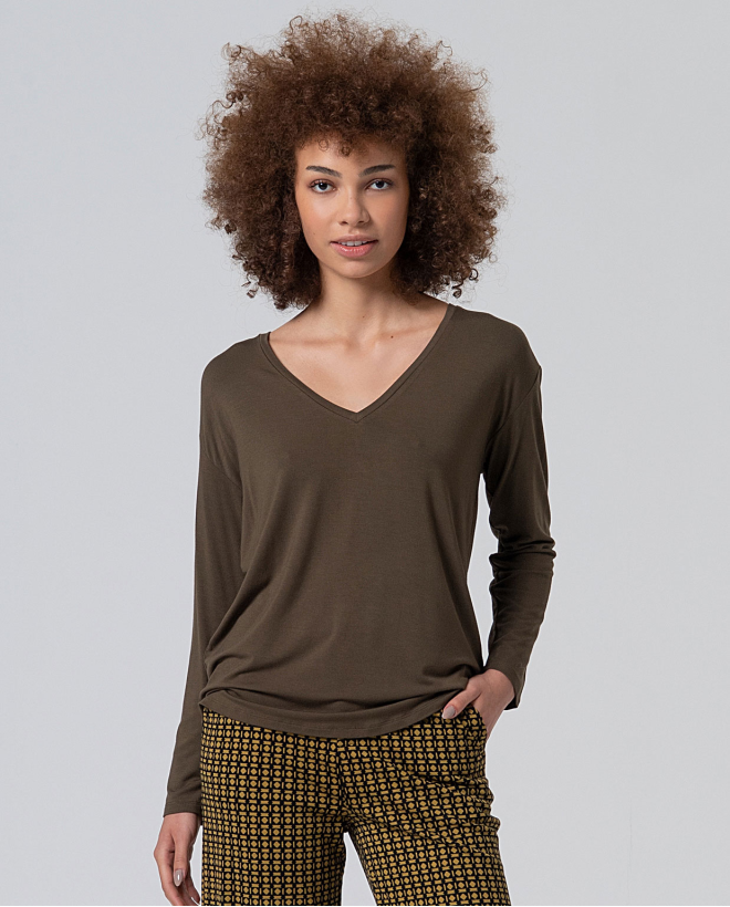 Camiseta escote V de...
