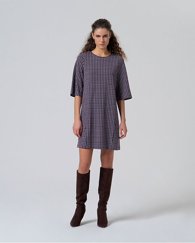 Vestido corto oversize estampado Vino tinto