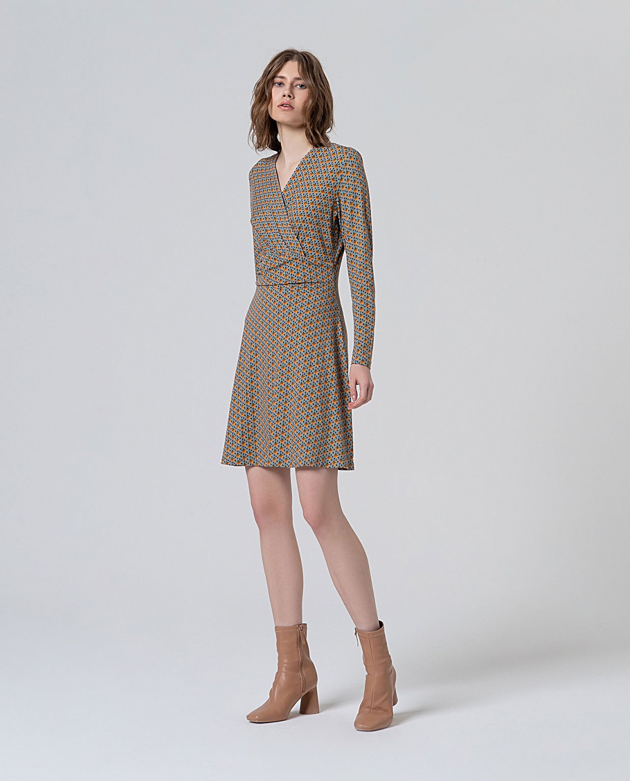 Short elastic crossover dress Blue