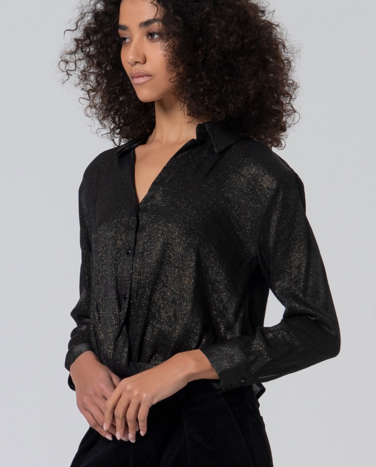 Blusa drapeada escote camisero Negro