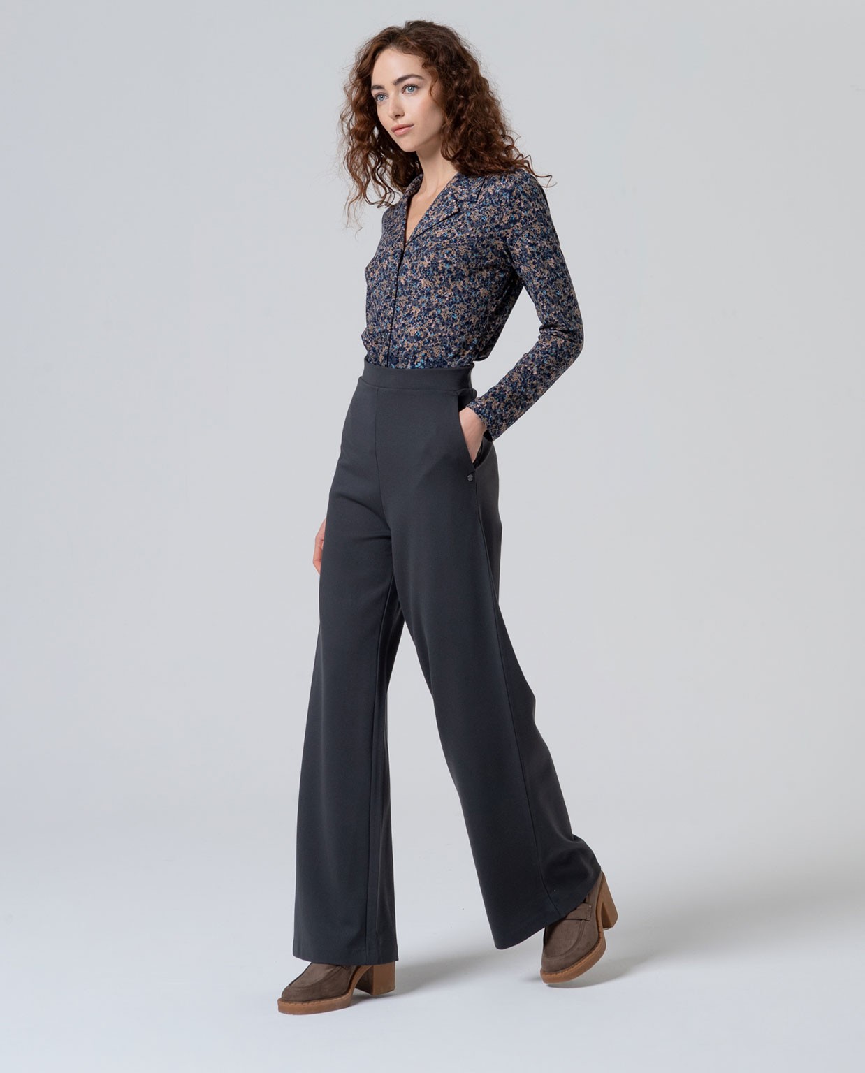 Pantalón ancho sin cierres Gris oscuro