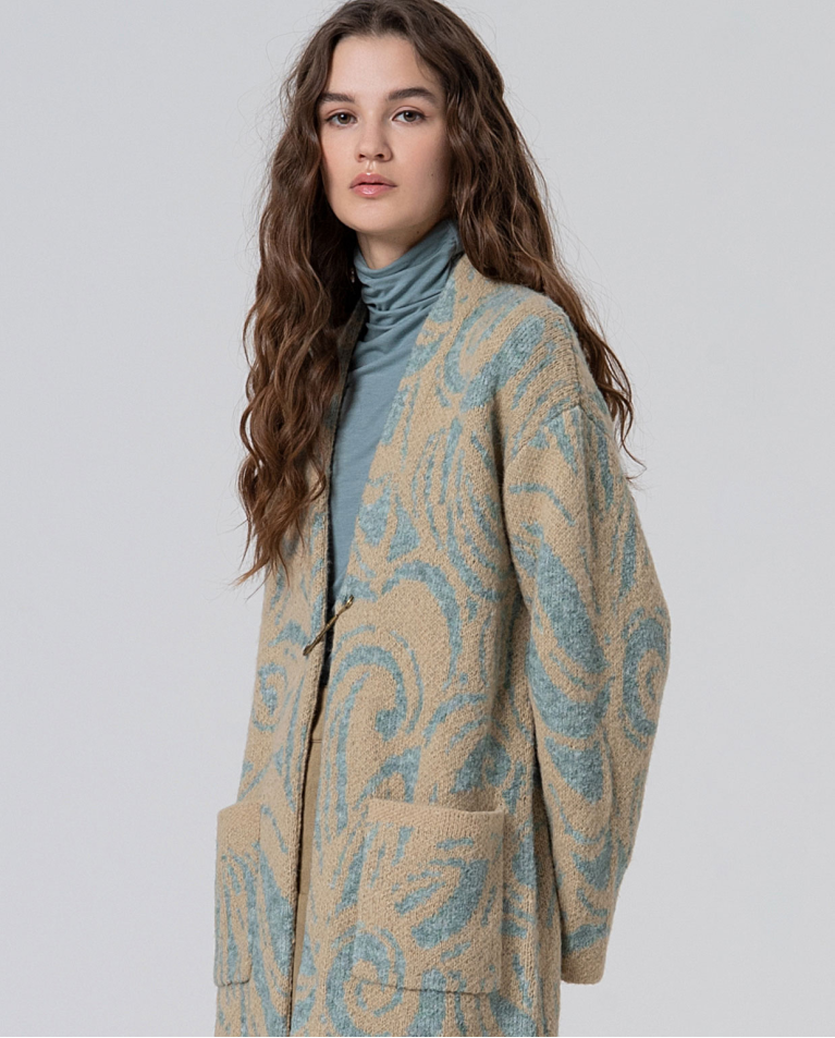 Abrigo jacquard con hebilla Azul