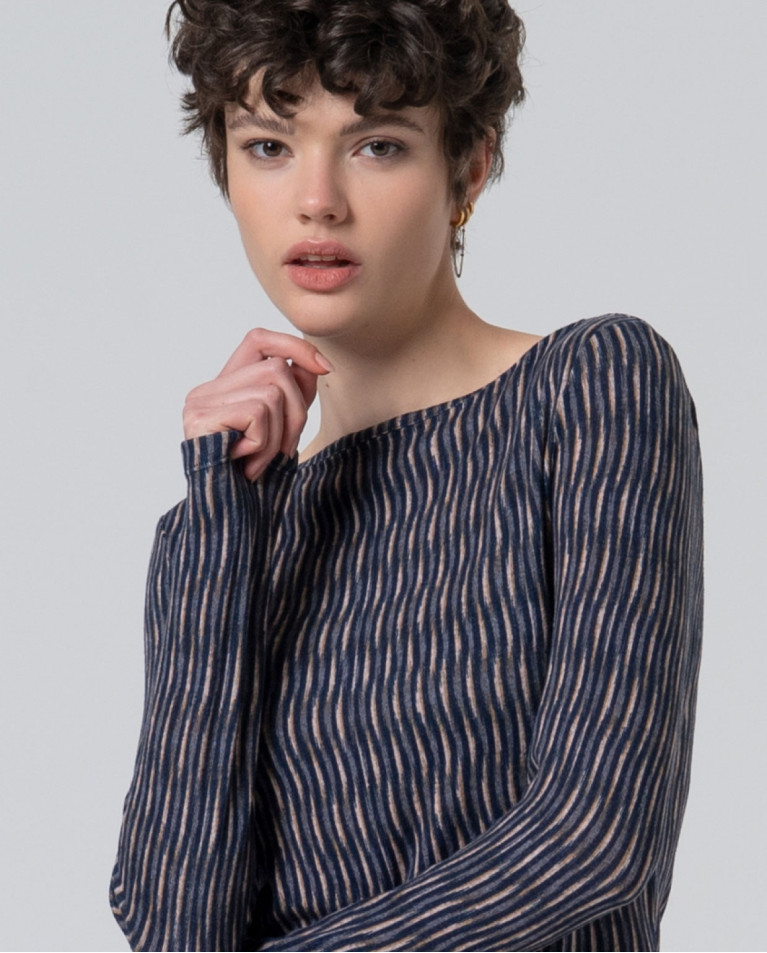 Camiseta elástica con print de ondas Azul