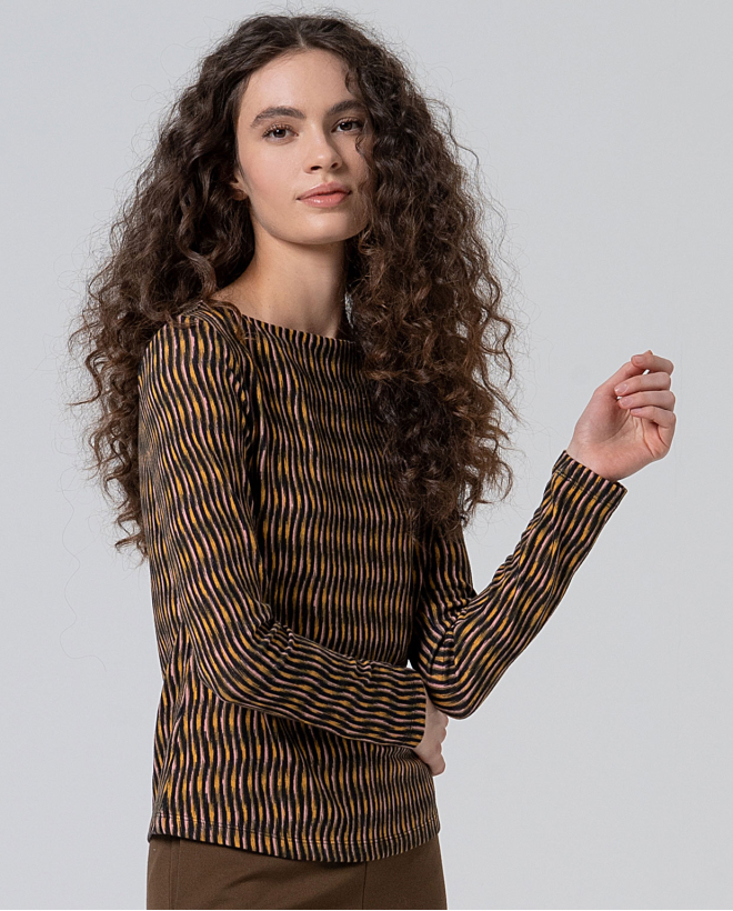 Camiseta elástica con print de ondas Verde