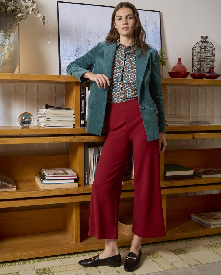 Pantalón tobillero de corte flare Rojo Inglés
