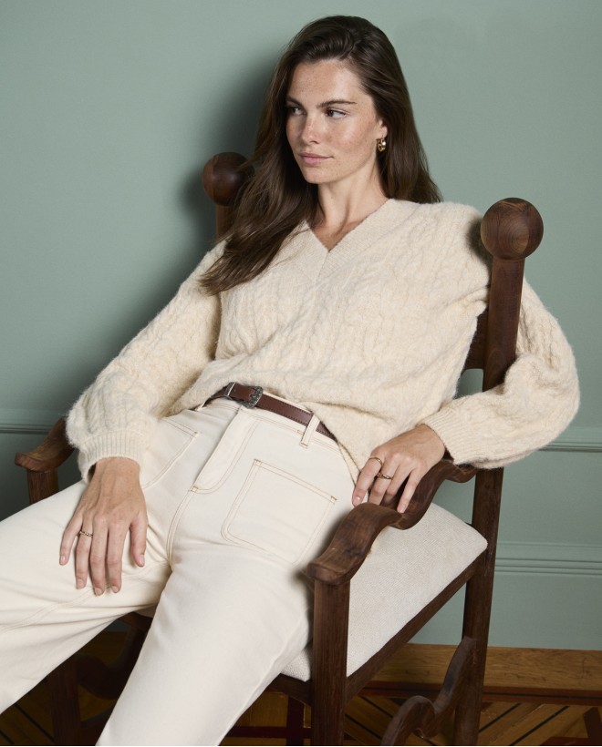 Chunky sweater with aranese texture Sand