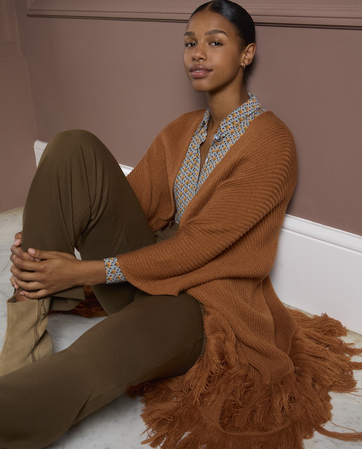 Straight pants with waistband detailing Khaki dark