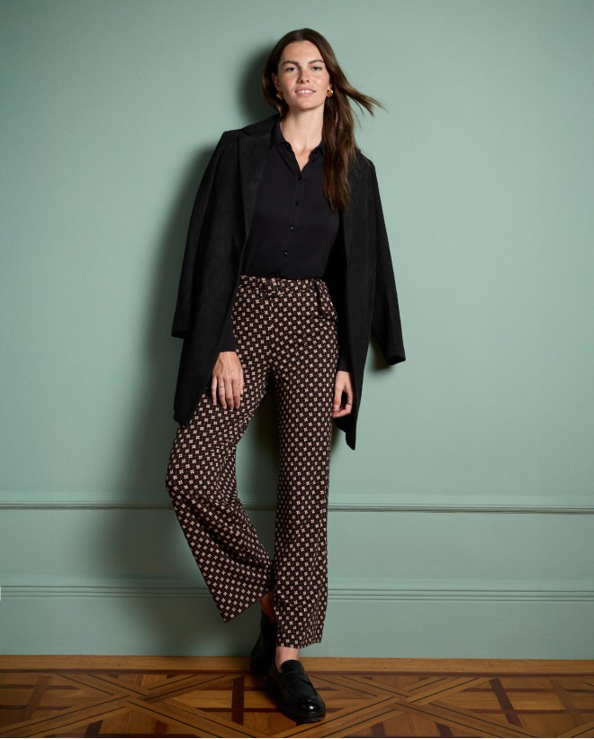 Levita oversize efecto terciopelo Negro