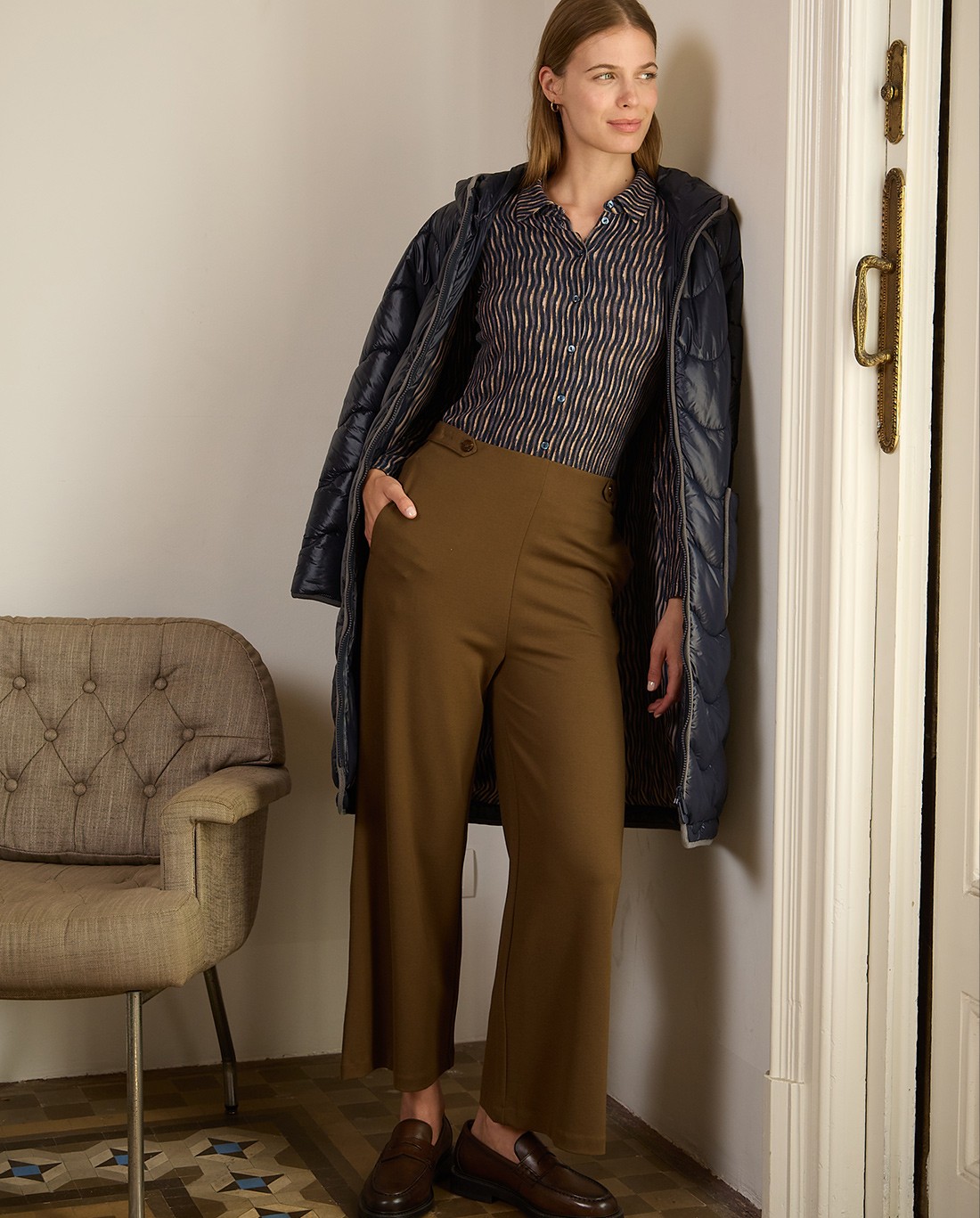 Ankle length flare pants Khaki dark