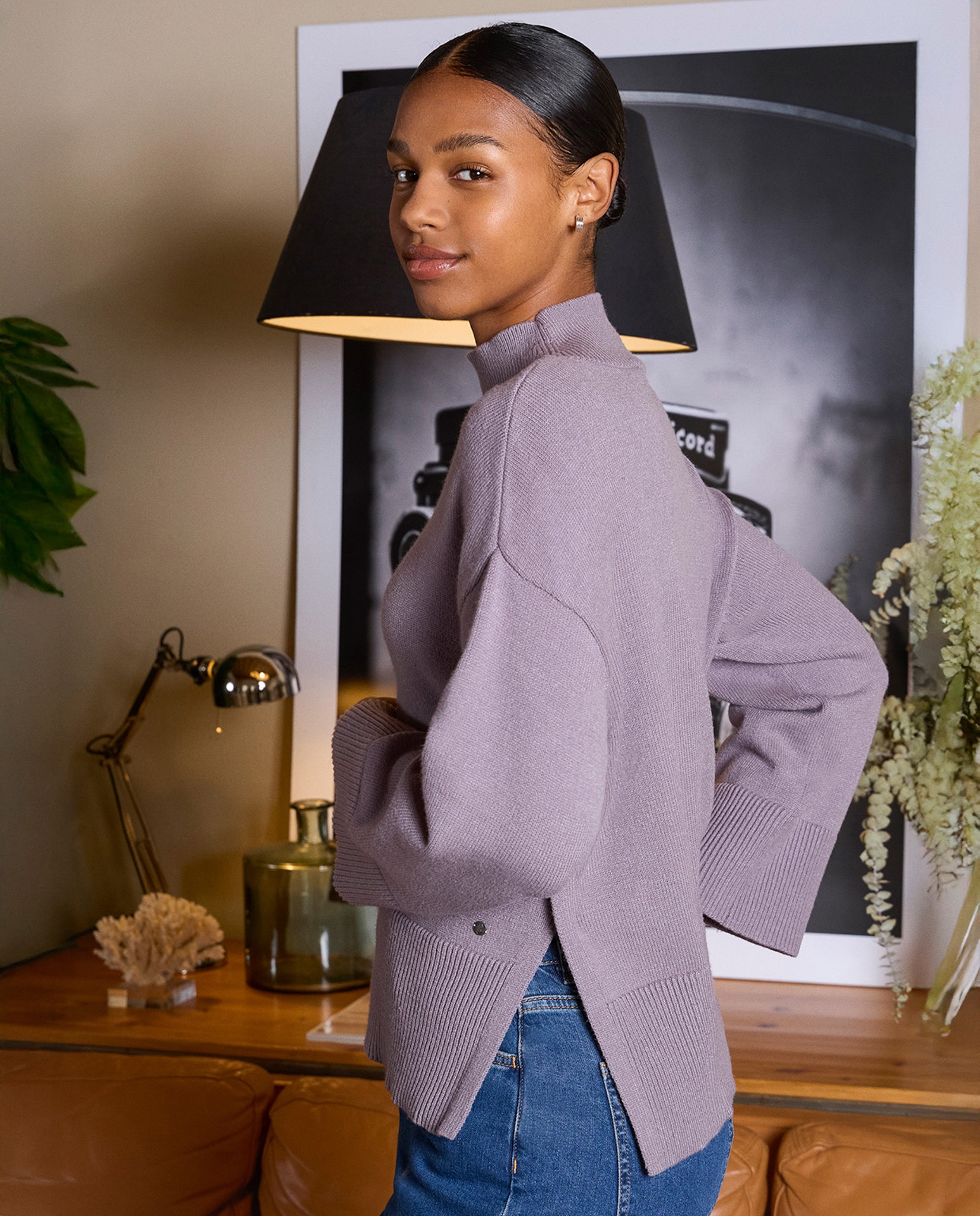 Soft sweater with flared sleeves Powdered Gray