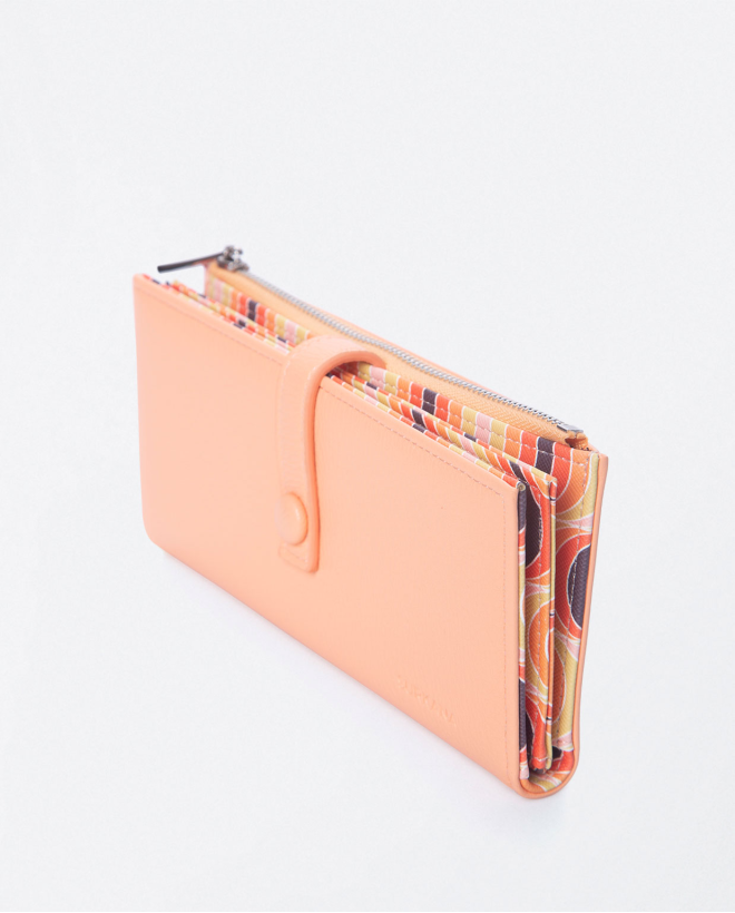 Long wallet with card holder and coin purse. Plain Salmon