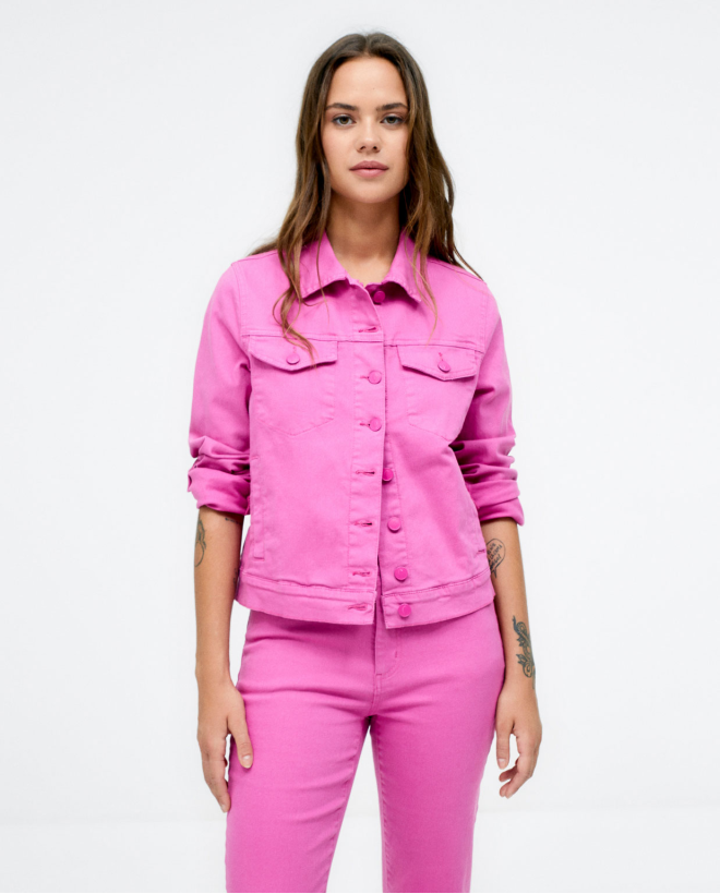 Denim jacket with pockets. Plain Fuchsia