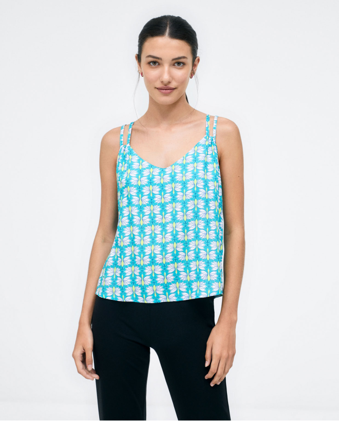 T-shirt with double straps. Turquoise